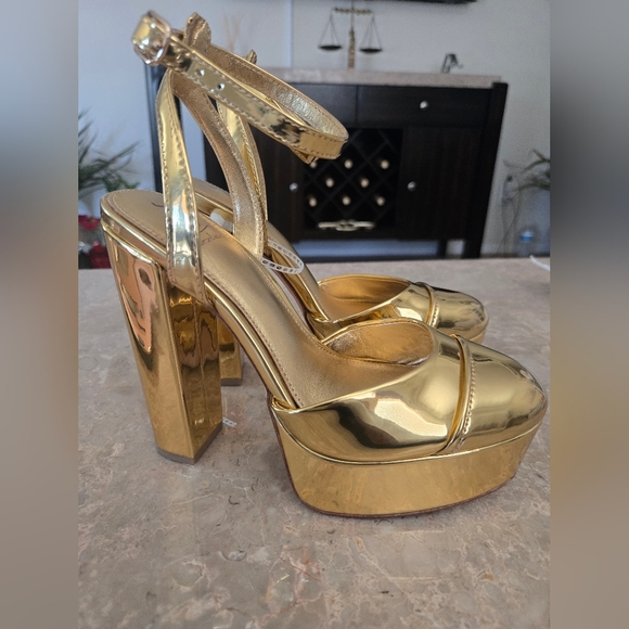 Antonio Melani x Nat Note Pia Mirror Metallic Platform Pumps. Gold (Size 5.5) - Picture 6 of 14